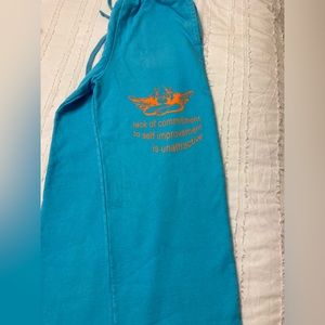 Boys Lie brand new sweatpants. Thick, heavy fabric. Unworn. Size M